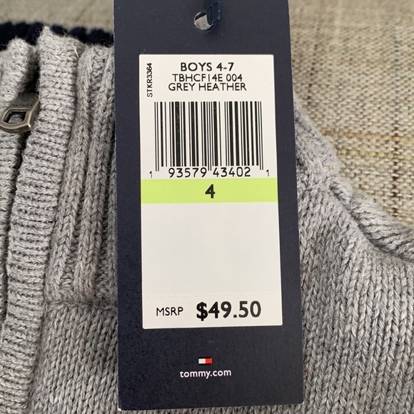 Tommy Hilfiger NWT Boys Sweater - Picture 5 of 8